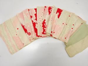 専用　アンティーク　錦紗　子供錦紗　綿入り アンティーク 錦紗 子供着物 アンティーク着物 おもちゃ柄 錦紗縮緬